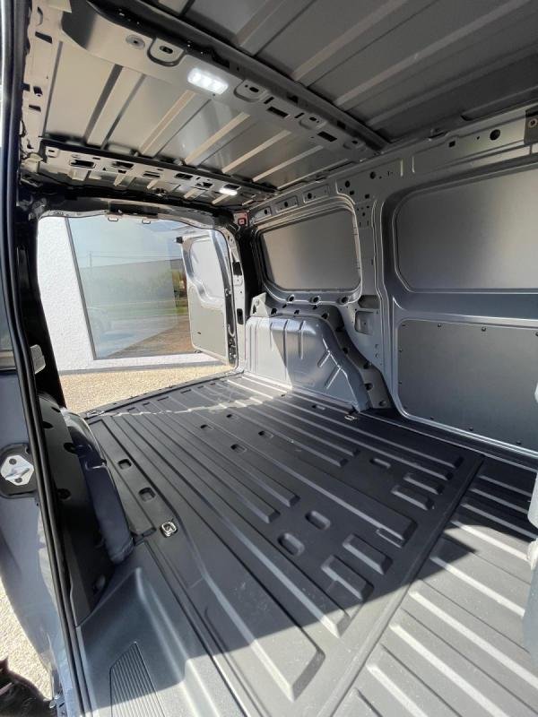 Volkswagen Caddy - Photo 7