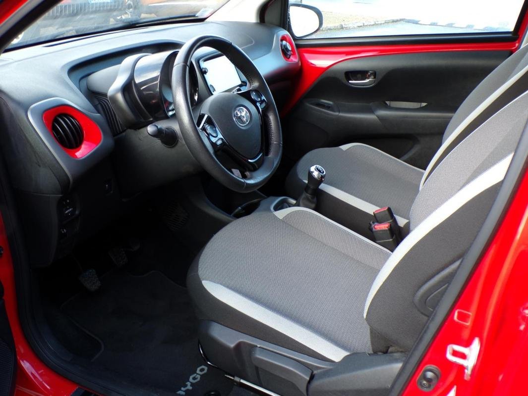 Toyota Aygo - Photo 9