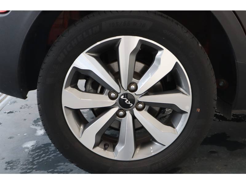 Kia Stonic - Photo 9