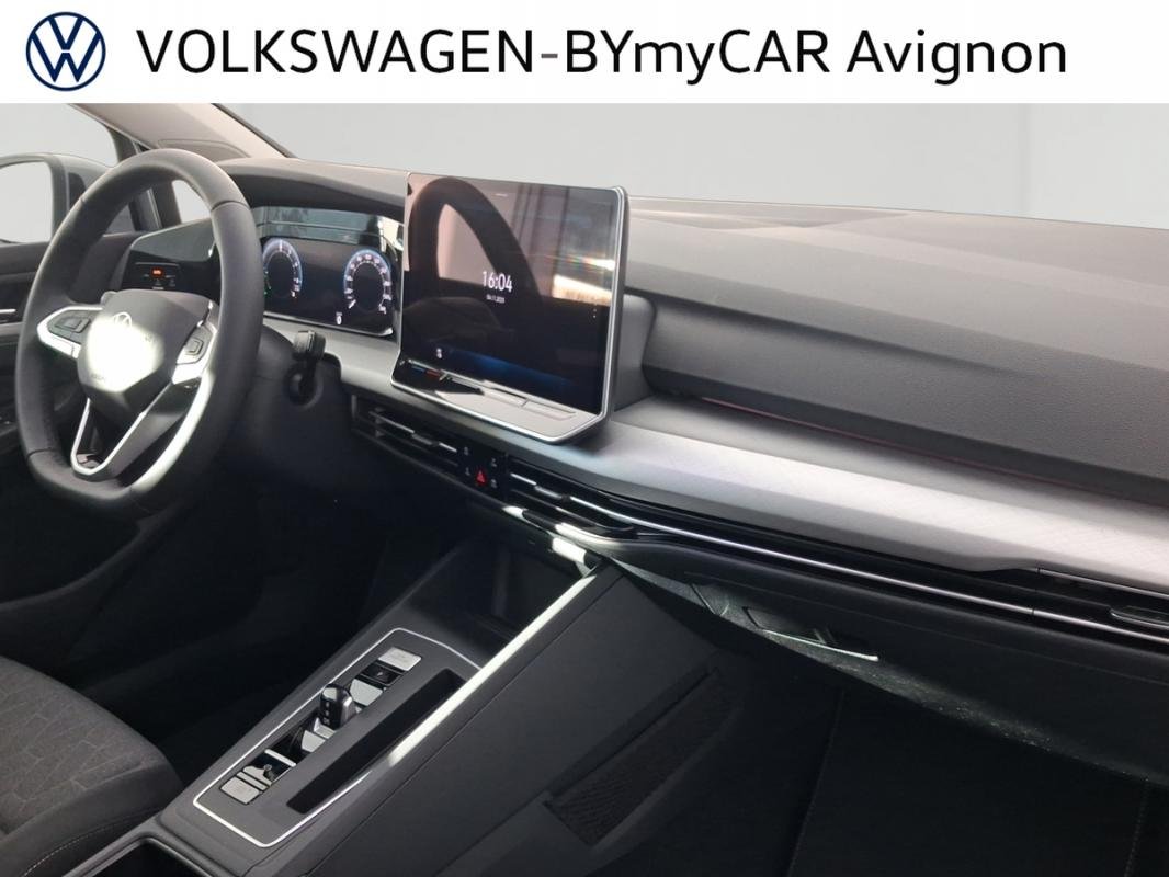 Volkswagen Golf - Photo 24