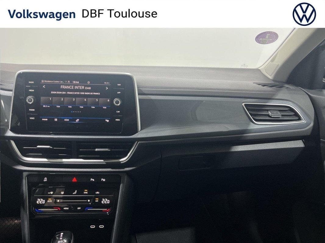 Volkswagen T-Roc - Photo 16