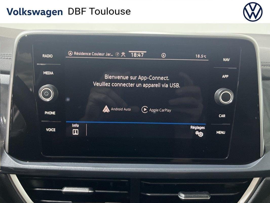 Volkswagen T-Roc - Photo 17