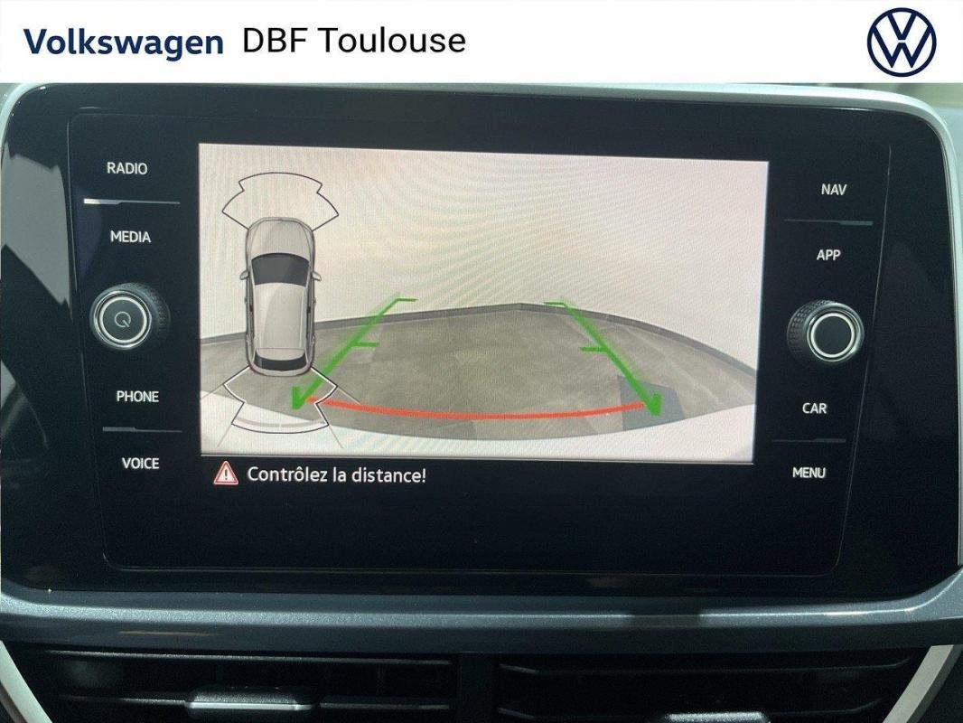 Volkswagen T-Roc - Photo 18