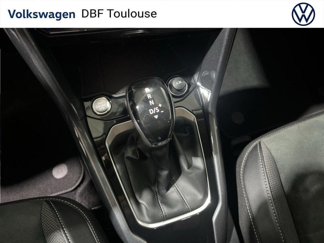 Volkswagen T-Roc - Photo 22