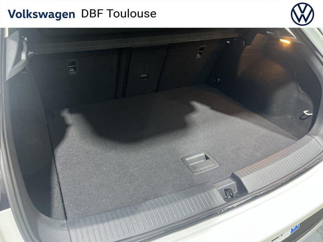 Volkswagen T-Roc - Photo 27