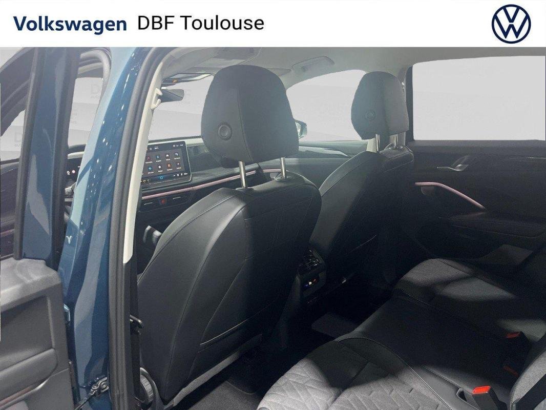 Volkswagen Tiguan - Photo 11