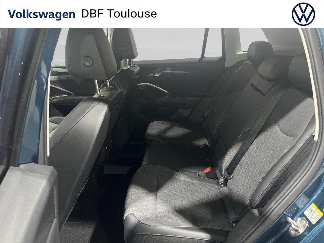 Volkswagen Tiguan - Photo 12
