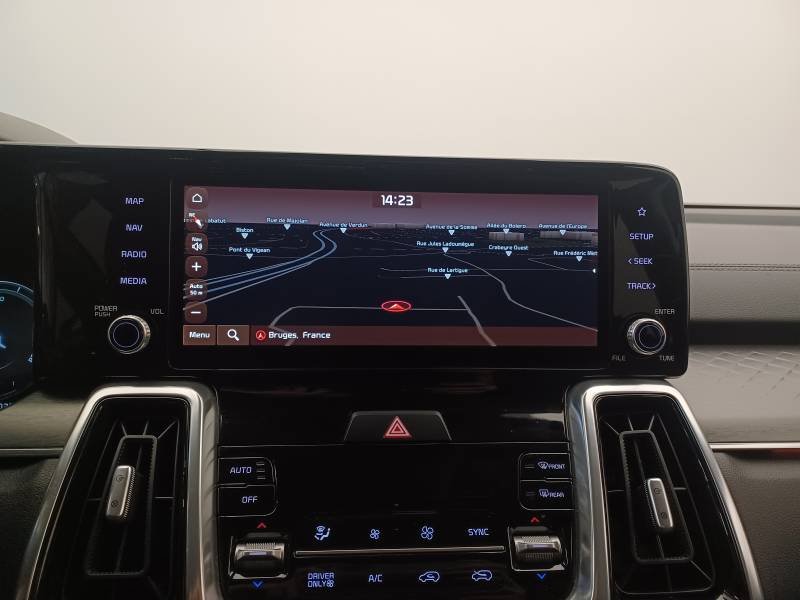 Kia Sorento - Photo 19