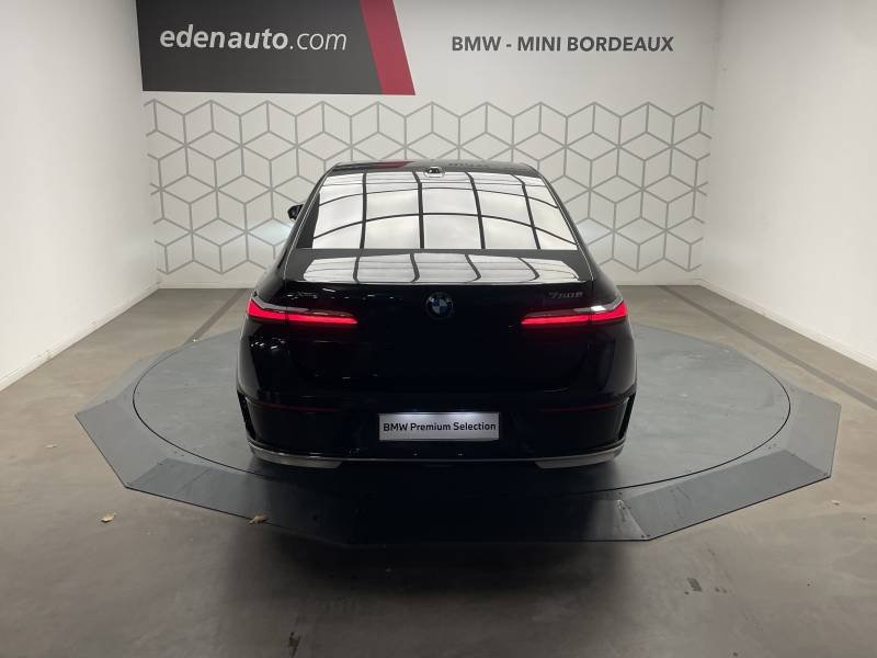 BMW Série 7 - Photo 23