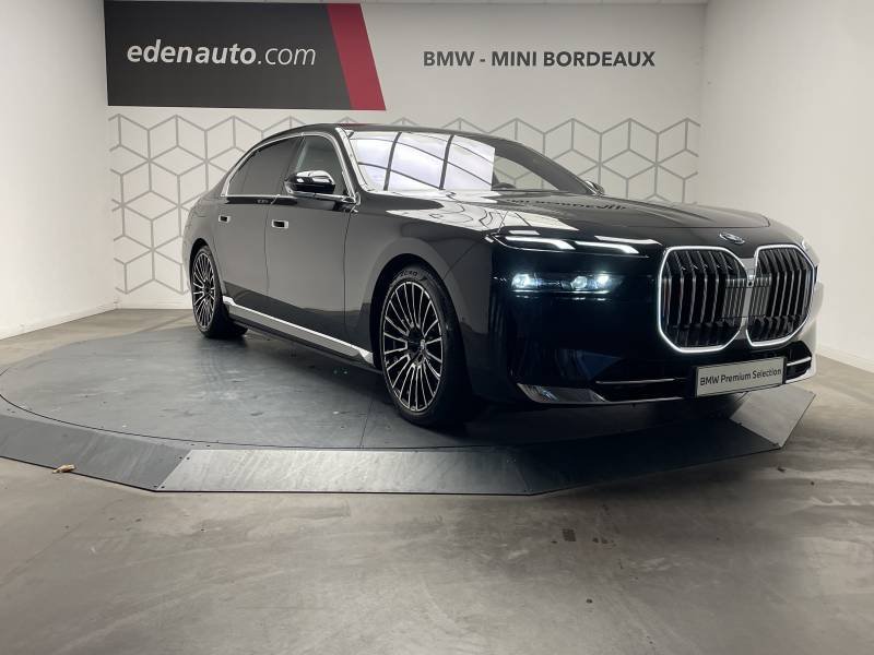 BMW Série 7 - Photo 28