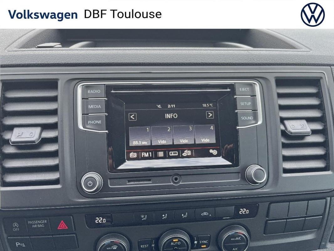 Volkswagen Caravelle - Photo 15