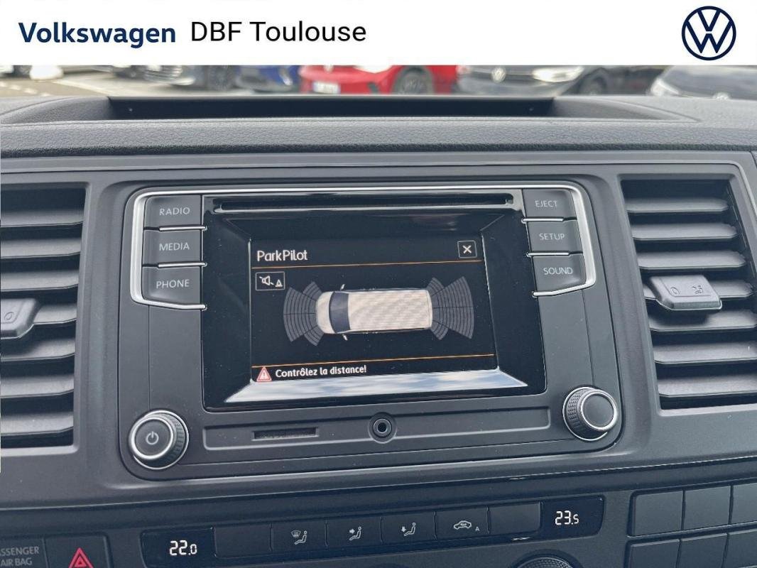 Volkswagen Caravelle - Photo 18