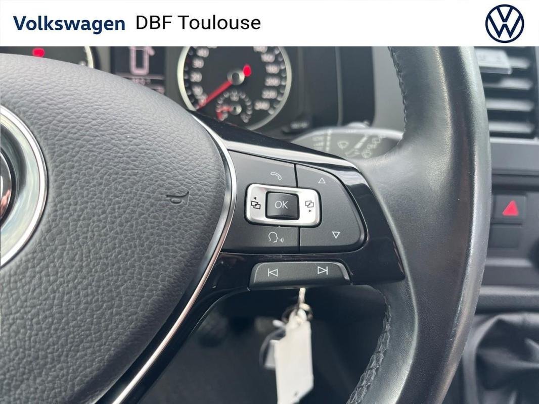 Volkswagen Caravelle - Photo 20