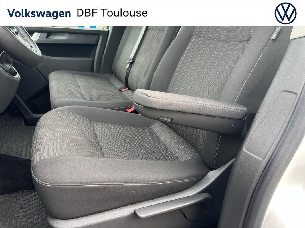Volkswagen Caravelle - Photo 24