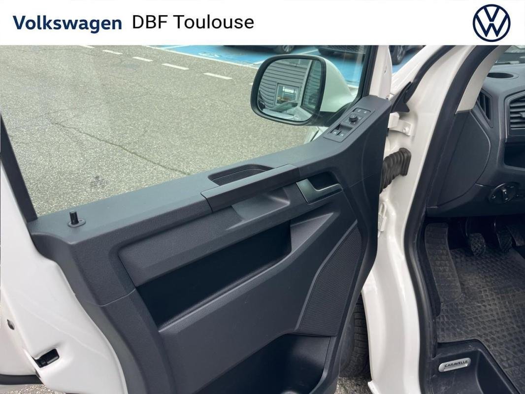 Volkswagen Caravelle - Photo 25