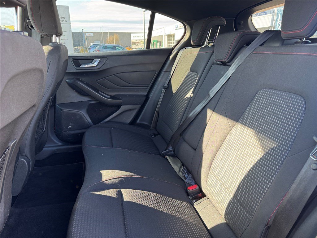 Ford Focus - Photo 13