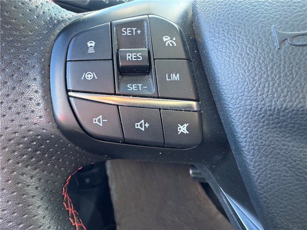 Ford Focus - Photo 18