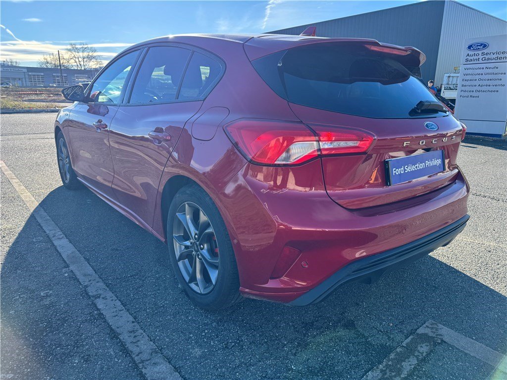 Ford Focus - Photo 6