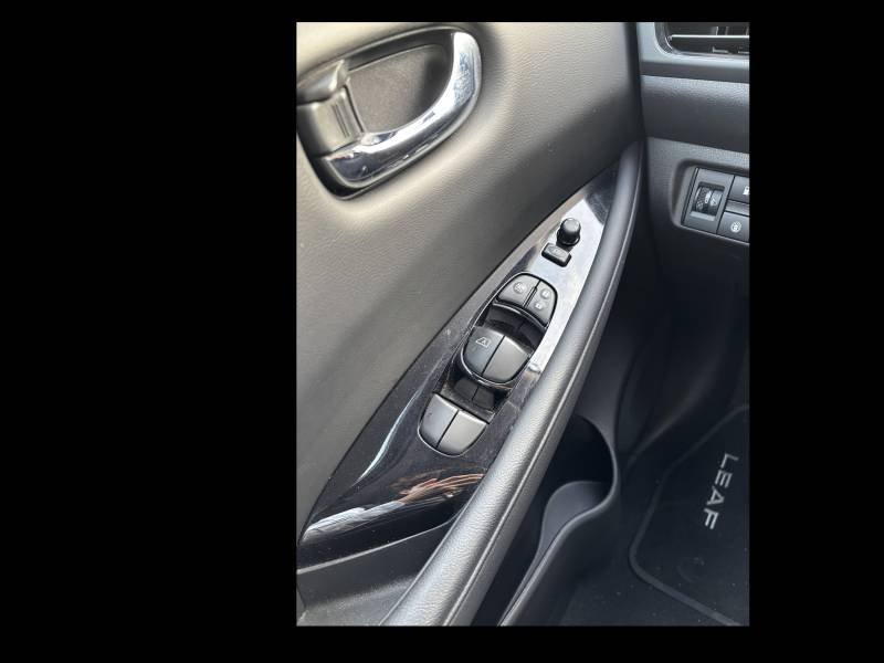 Nissan Leaf - Photo 25