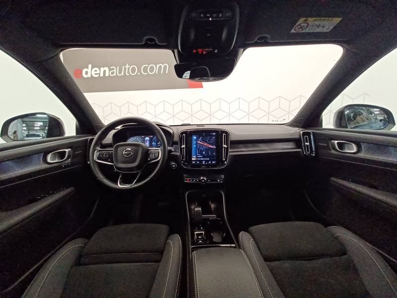 Volvo XC40 - Photo 12