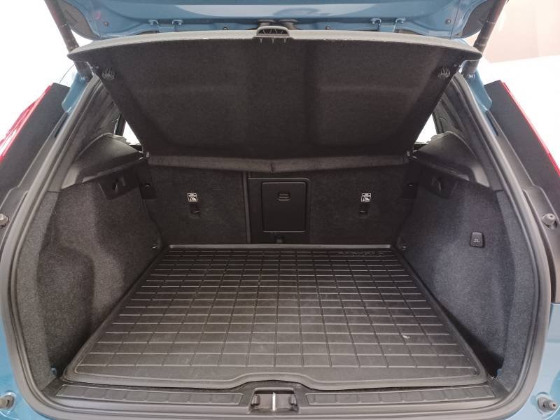 Volvo XC40 - Photo 16