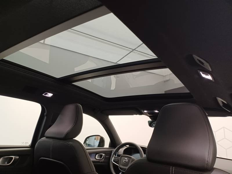 Volvo XC40 - Photo 30