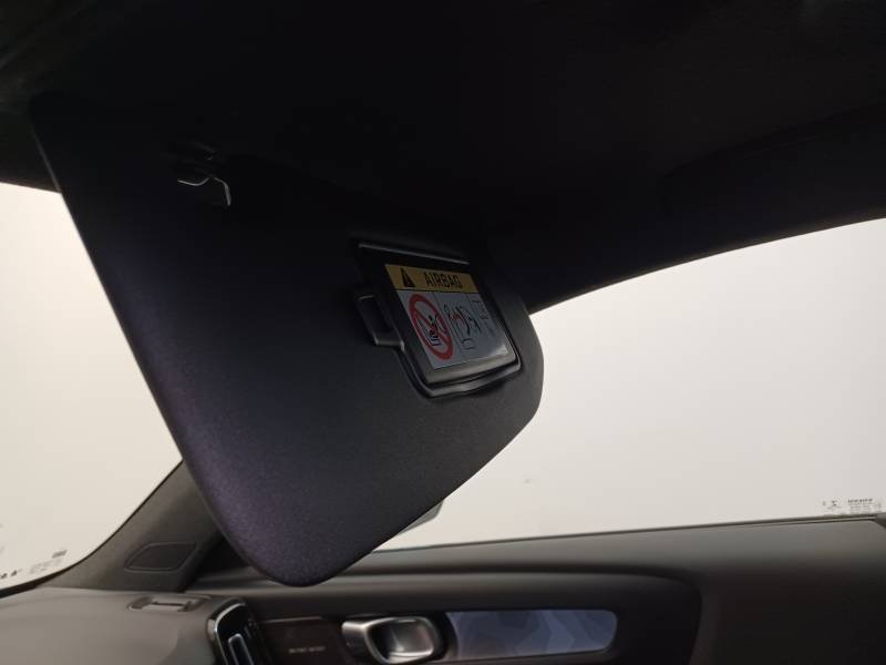 Volvo XC40 - Photo 42