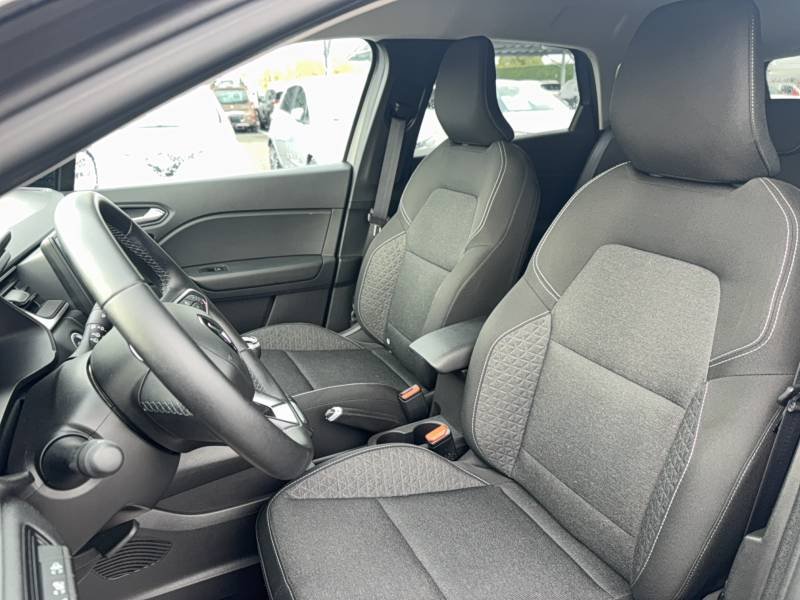 Renault Captur - Photo 10