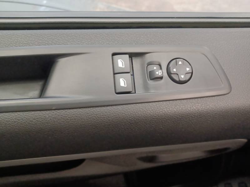 Peugeot Expert - Photo 28