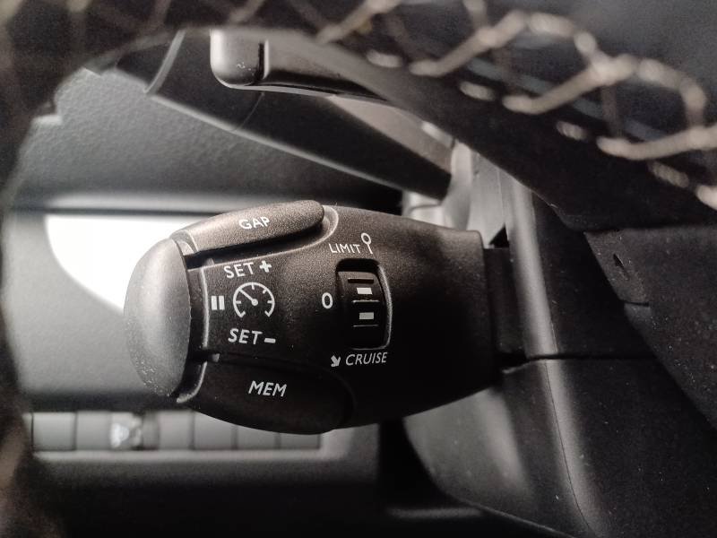 Peugeot Expert - Photo 37