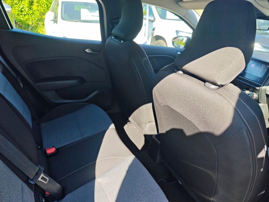 Renault Clio - Photo 15