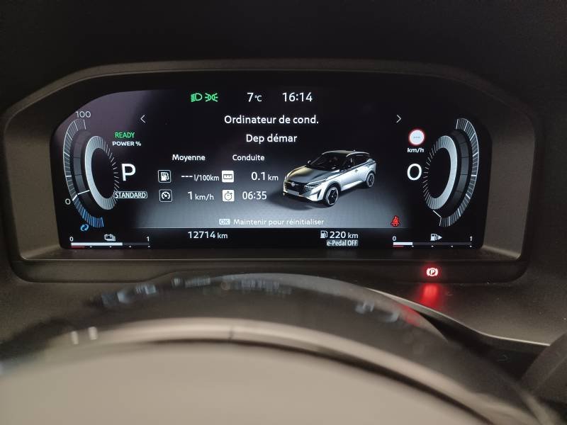 Nissan Qashqai - Photo 22