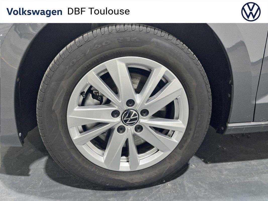 Volkswagen Touran - Photo 32