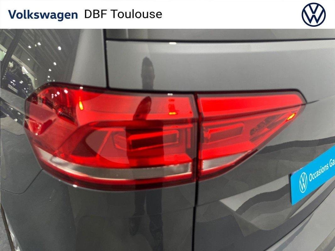 Volkswagen Touran - Photo 34