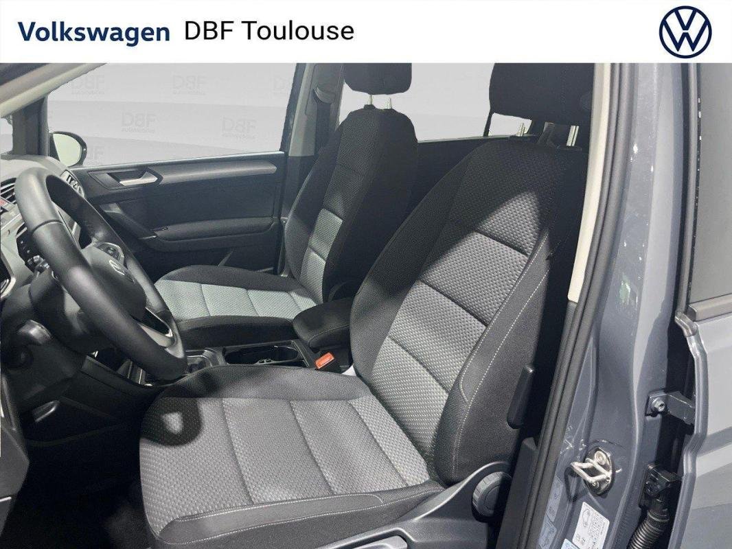 Volkswagen Touran - Photo 10