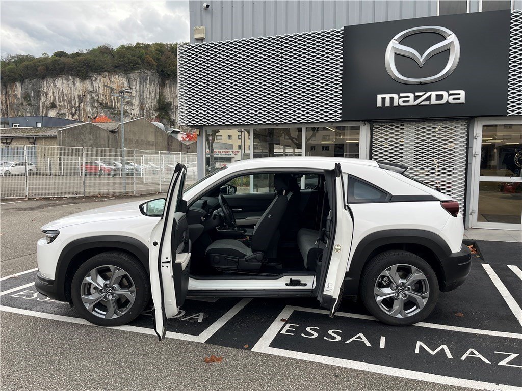 Mazda MX-30 - Photo 10