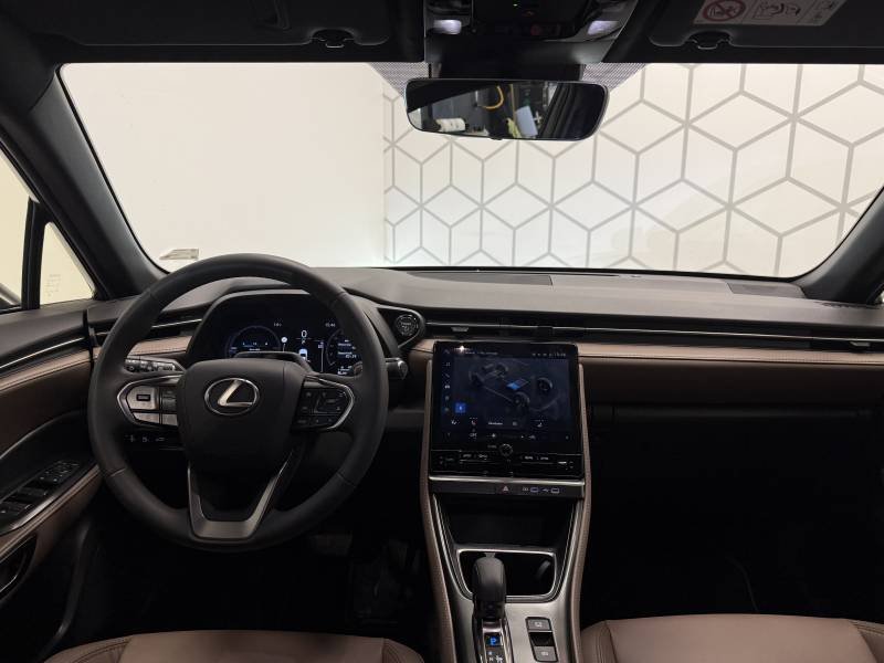 Lexus LBX - Photo 11