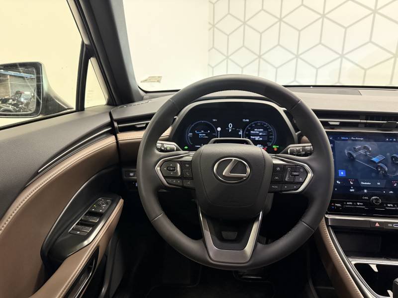 Lexus LBX - Photo 22