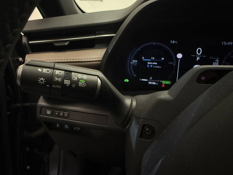Lexus LBX - Photo 32