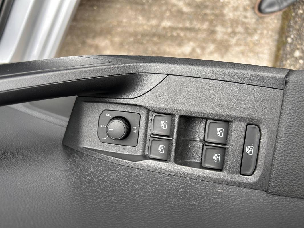 Seat Ibiza - Photo 10