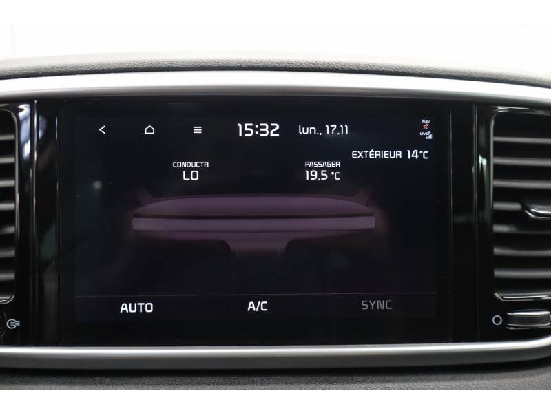 Kia Sportage - Photo 28