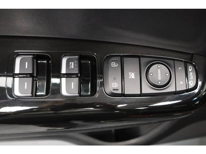 Kia Sportage - Photo 31