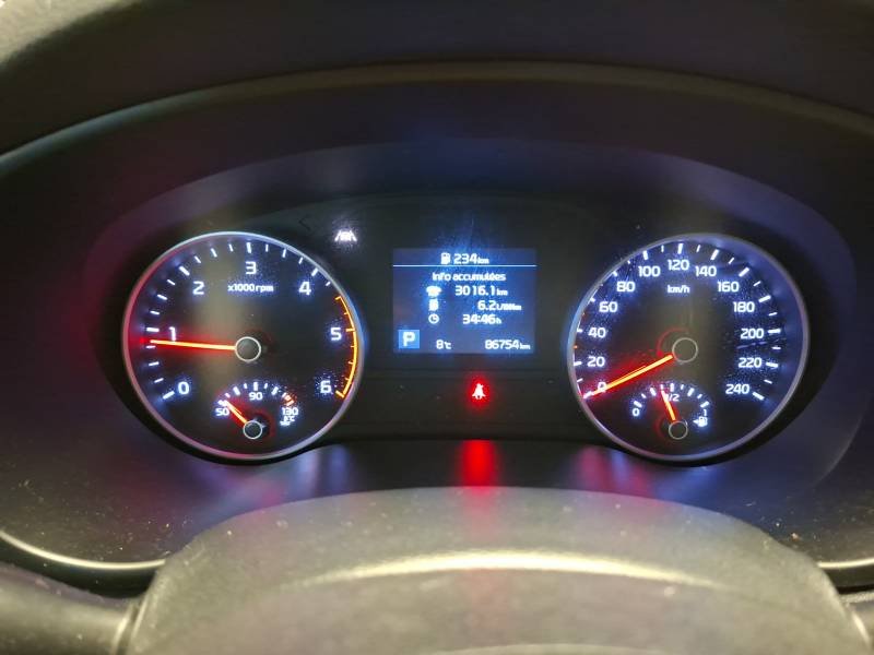 Kia Sportage - Photo 21