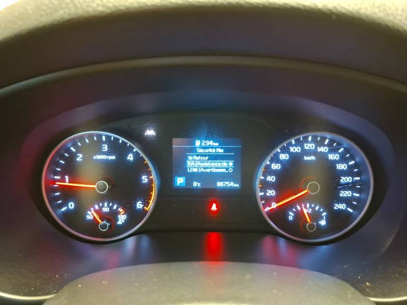 Kia Sportage - Photo 28