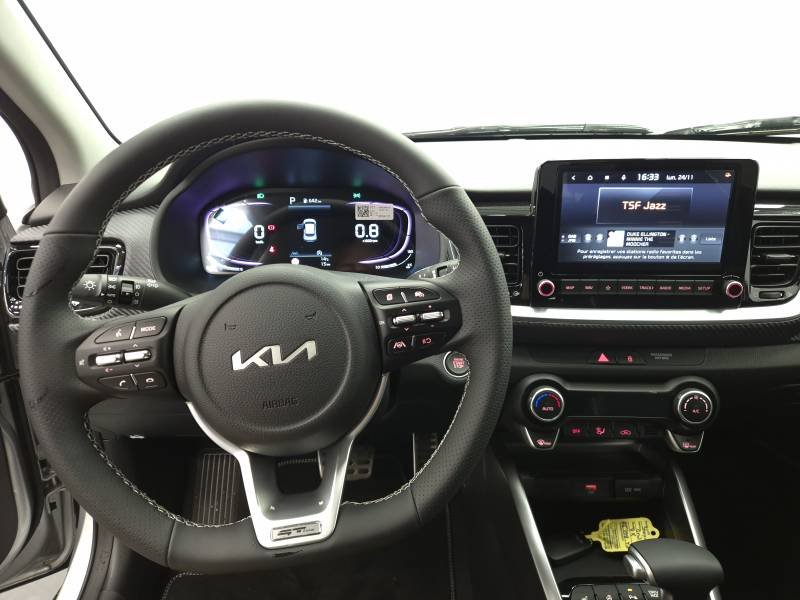 Kia Stonic - Photo 11