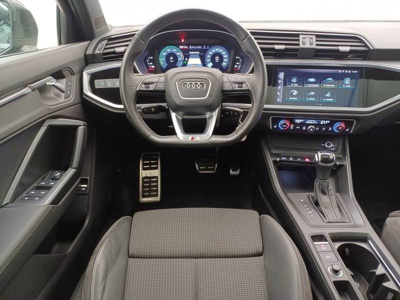 Audi Q3 - Photo 13