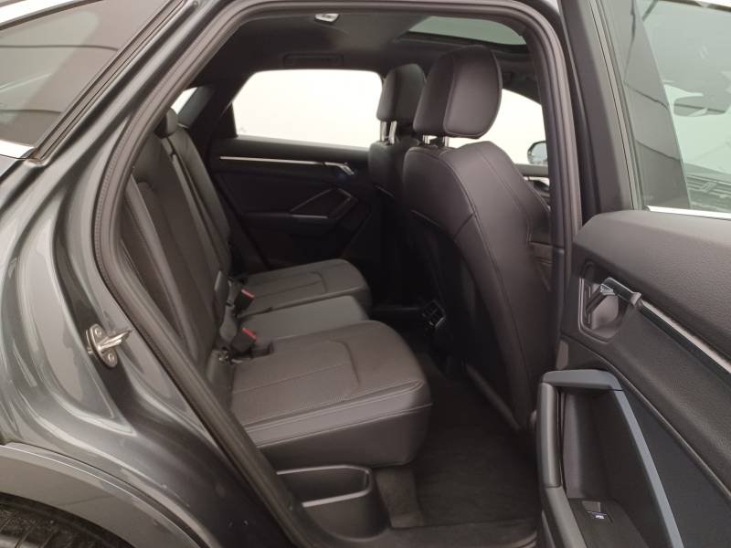 Audi Q3 - Photo 15