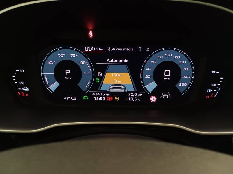 Audi Q3 - Photo 22