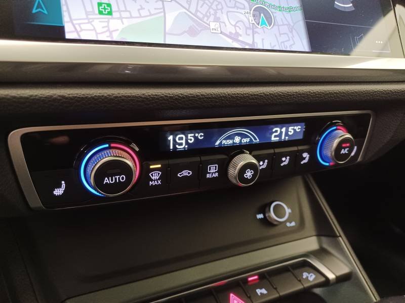 Audi Q3 - Photo 30