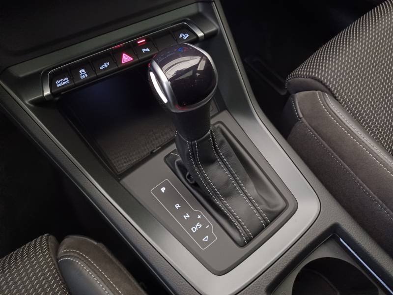 Audi Q3 - Photo 38